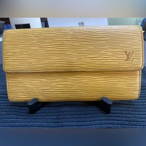 Louis Vuitton EPI Long Wallet